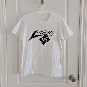 3 for $15 | Men's Uniqlo White Graphic Tee (US Size S)